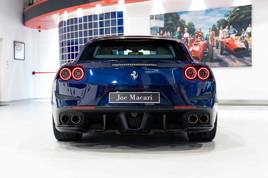 Ferrari GTC4 Lusso