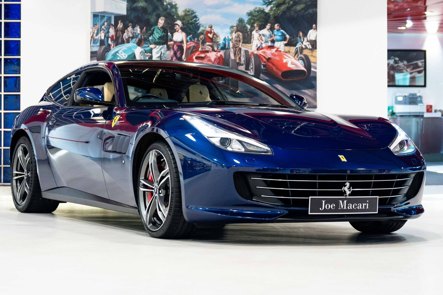 Ferrari GTC4 Lusso