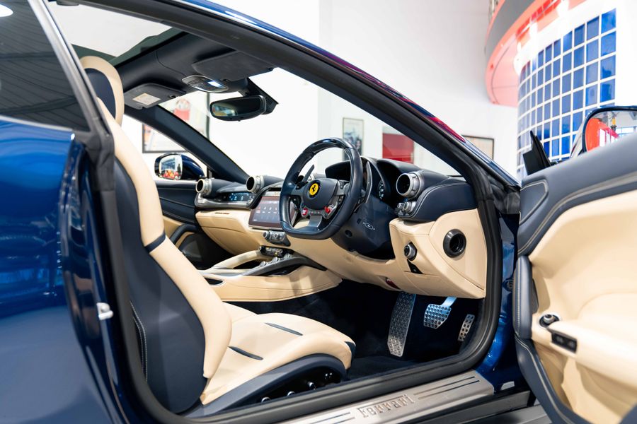 Ferrari GTC4 Lusso