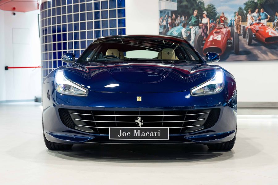 Ferrari GTC4 Lusso