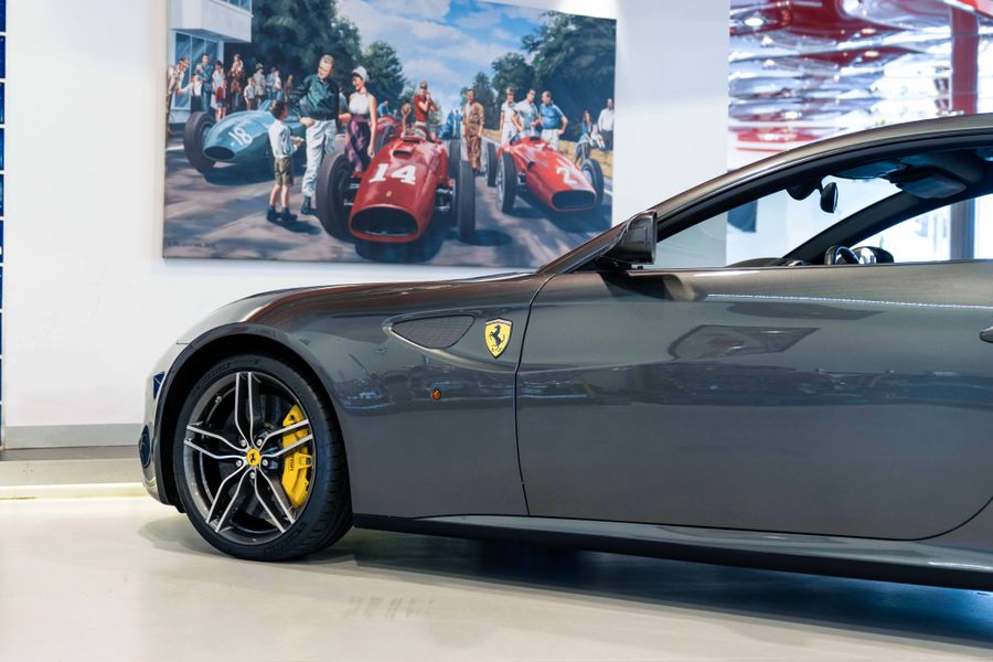 Ferrari FF