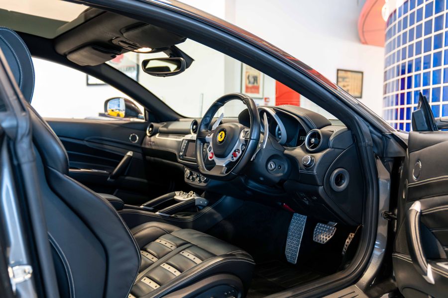 Ferrari FF