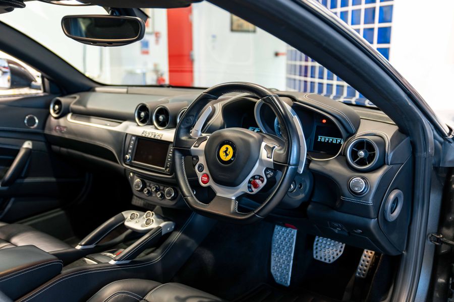 Ferrari FF