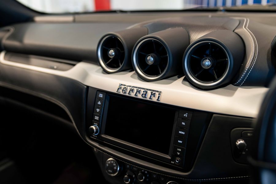 Ferrari FF