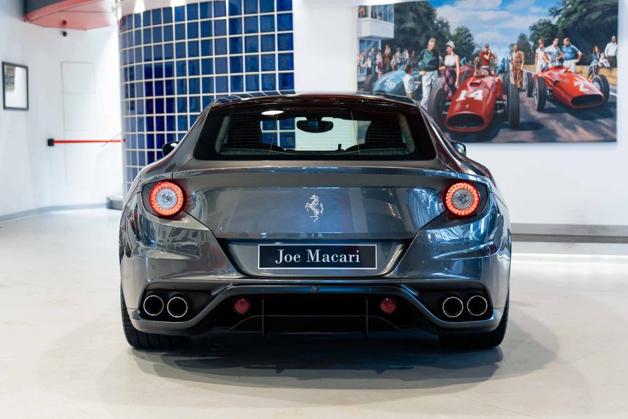 Ferrari FF