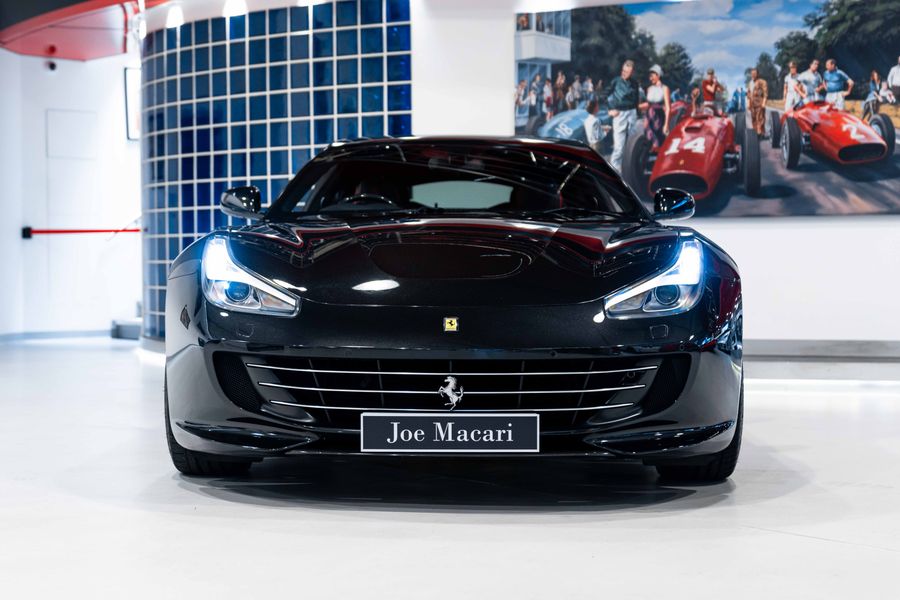 Ferrari GTC4 Lusso