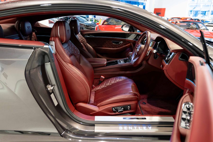 Bentley Continental GT V8