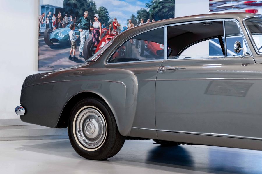 Bentley S2 Continental Sports Saloon