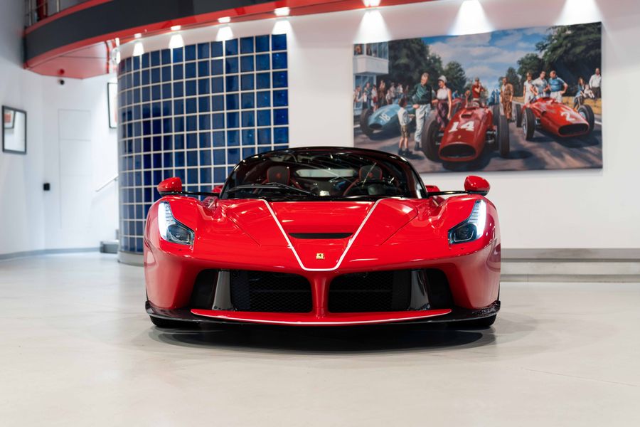 Ferrari LaFerrari Aperta