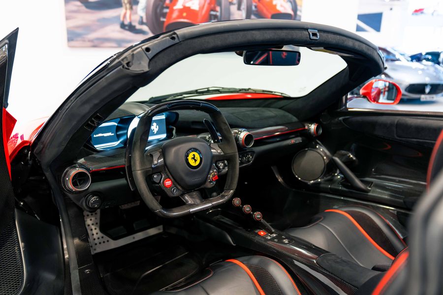 Ferrari LaFerrari Aperta