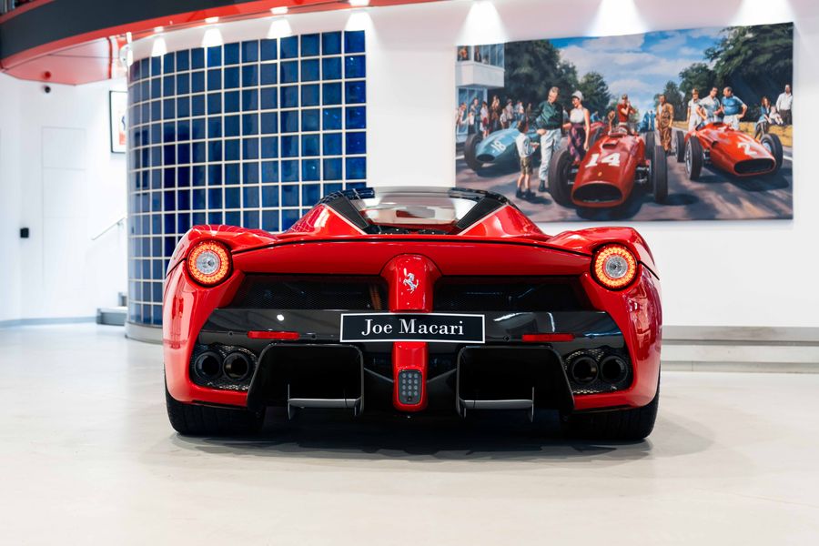 Ferrari LaFerrari Aperta