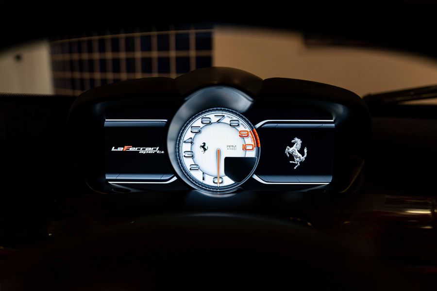 Ferrari LaFerrari Aperta