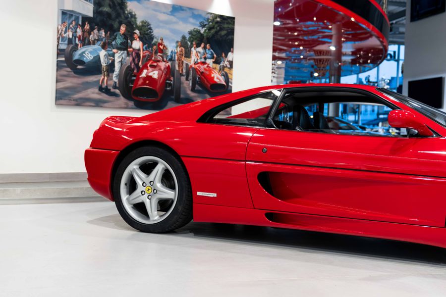 Ferrari F355 GTB