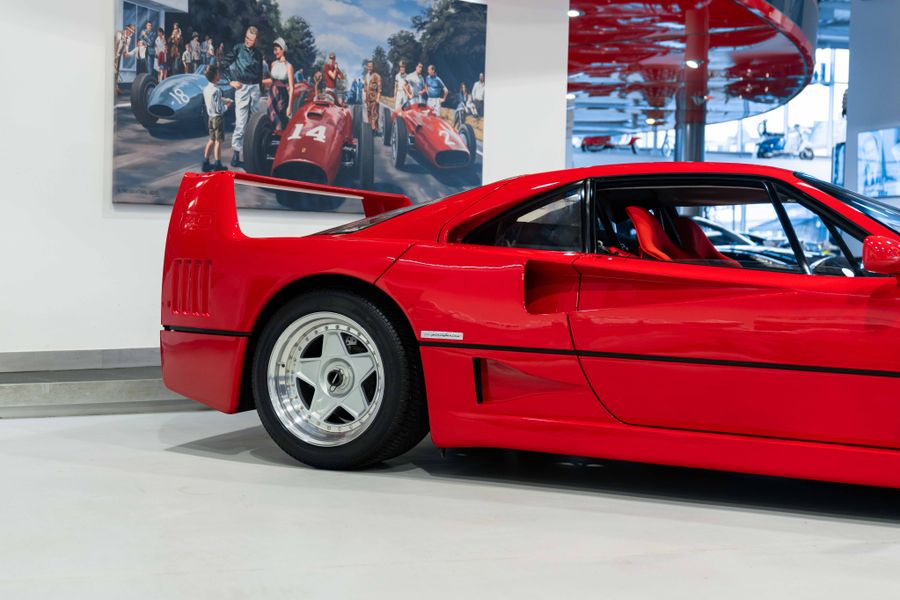 Ferrari F40