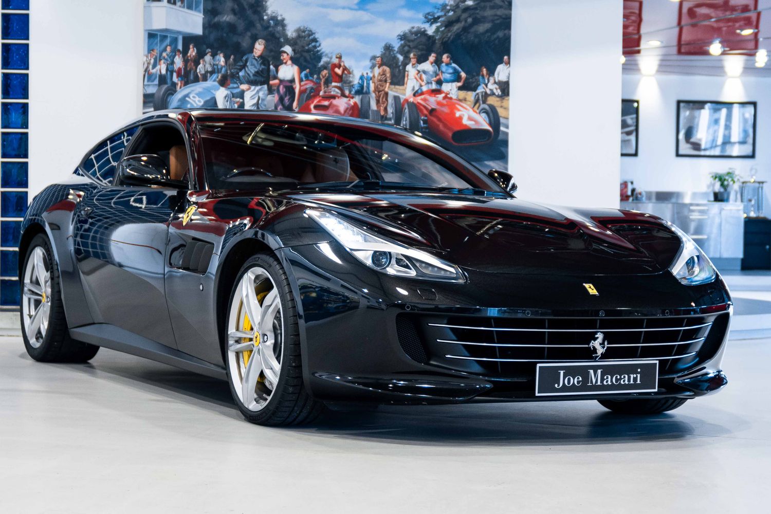 Ferrari GTC4 Lusso V12