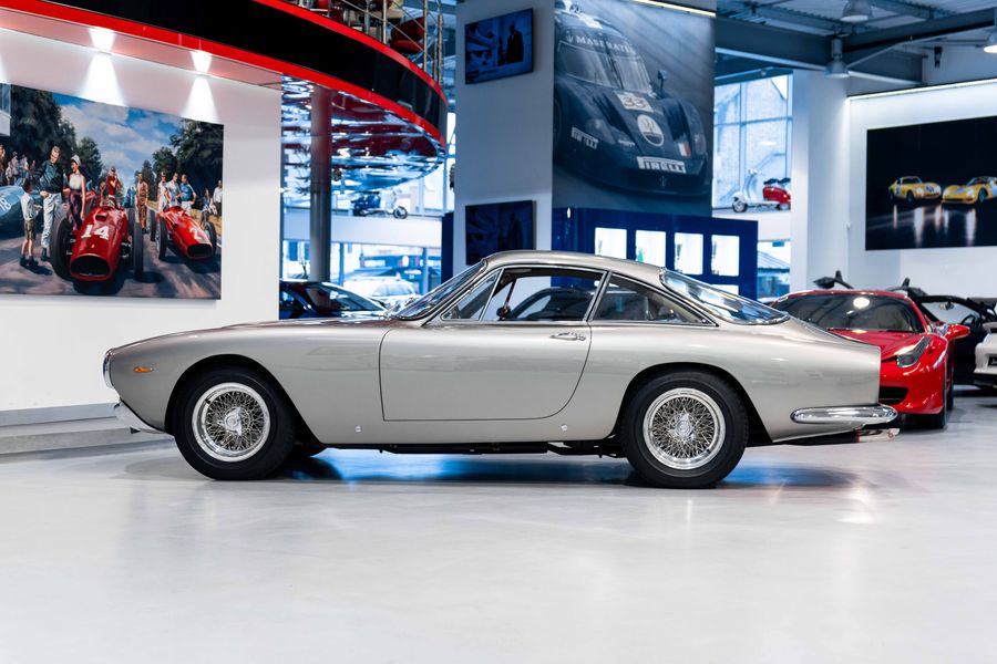 Ferrari 250 GT Lusso