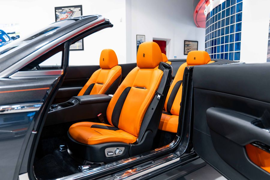 Rolls-Royce Dawn