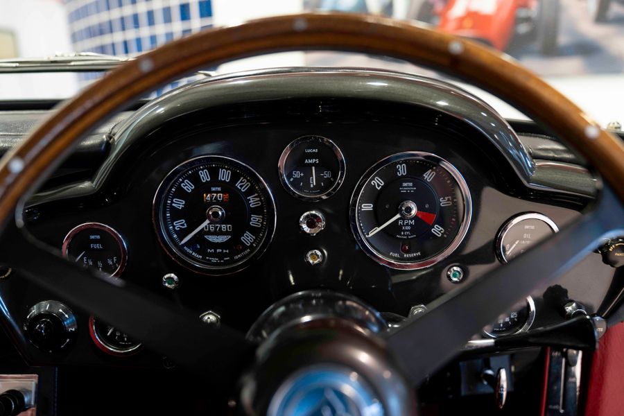Aston Martin DB5