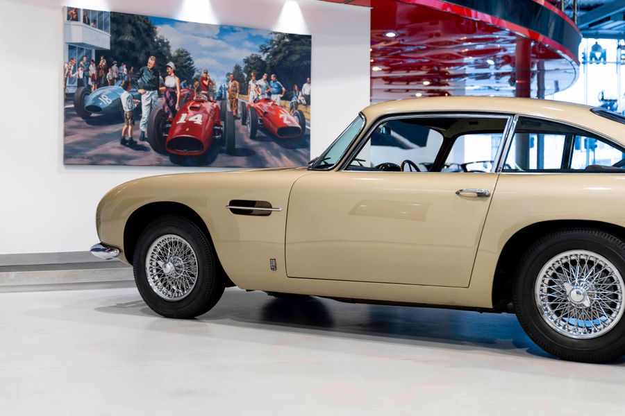 Aston Martin DB5