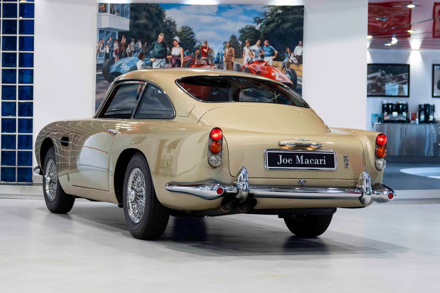 Aston Martin DB5