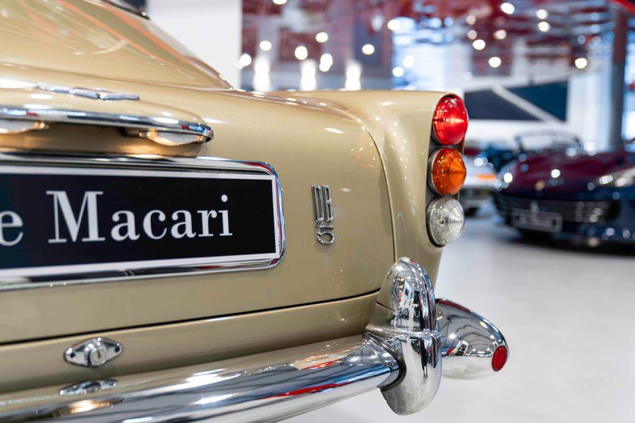 Aston Martin DB5
