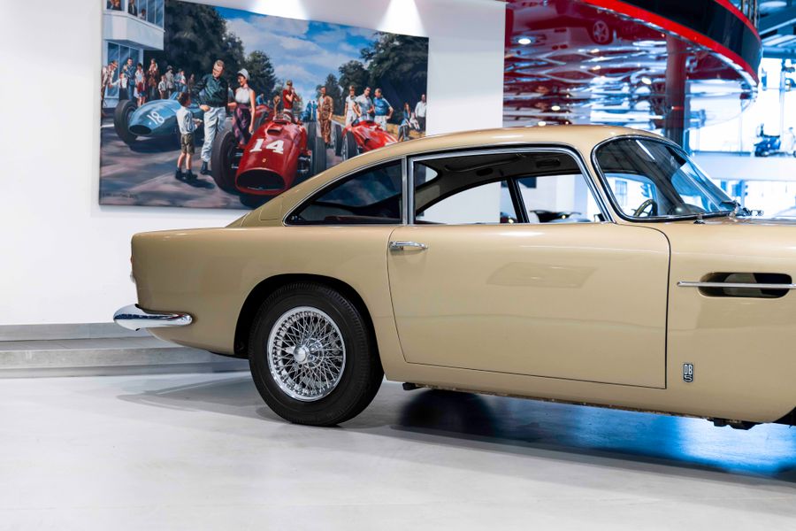 Aston Martin DB5