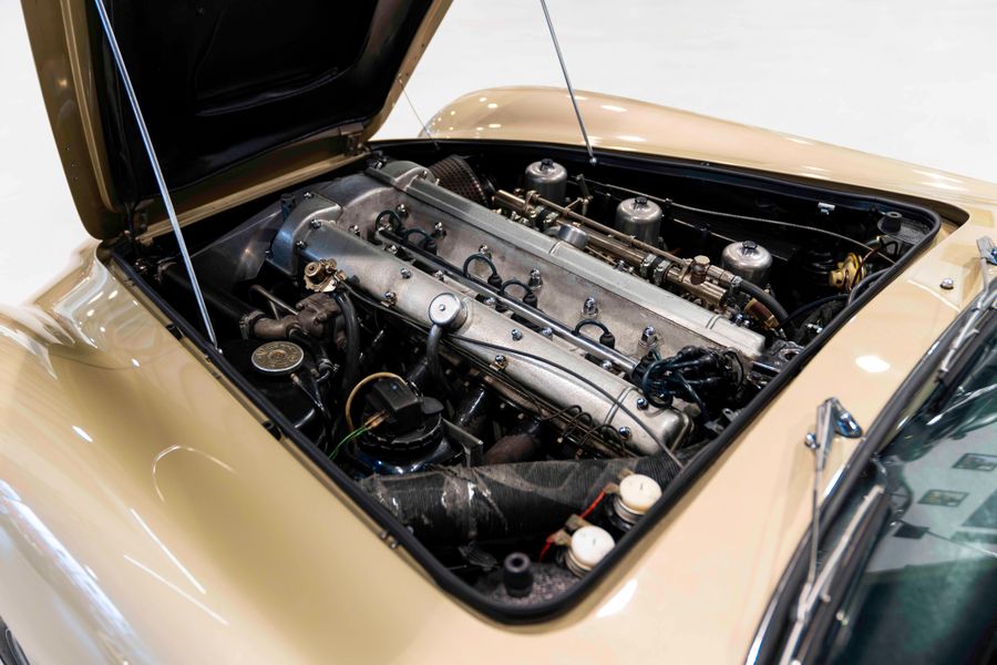 Aston Martin DB5