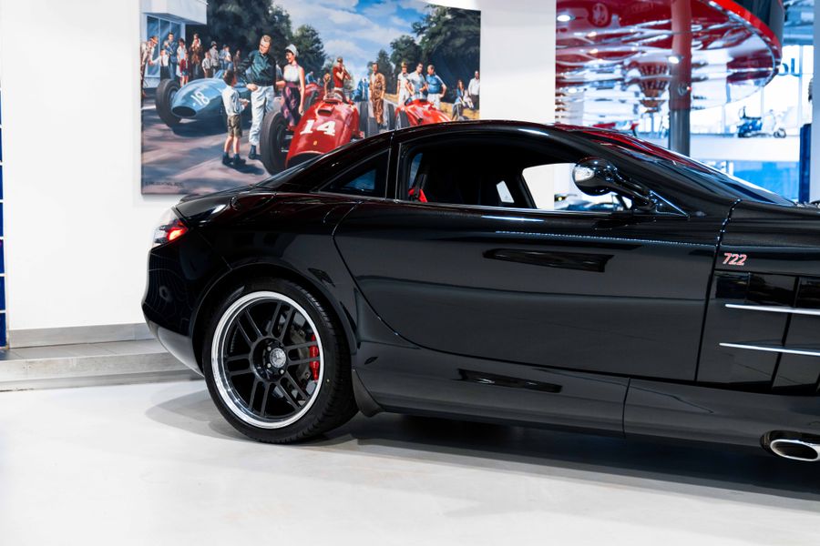 Mercedes-Benz SLR McLaren 722