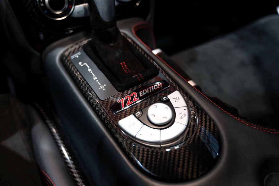 Mercedes-Benz SLR McLaren 722