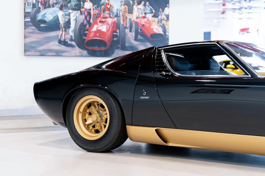 Lamborghini Miura P400 S LHD