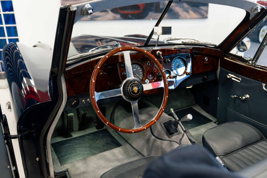 Jaguar XK140 Drophead Coupe LHD