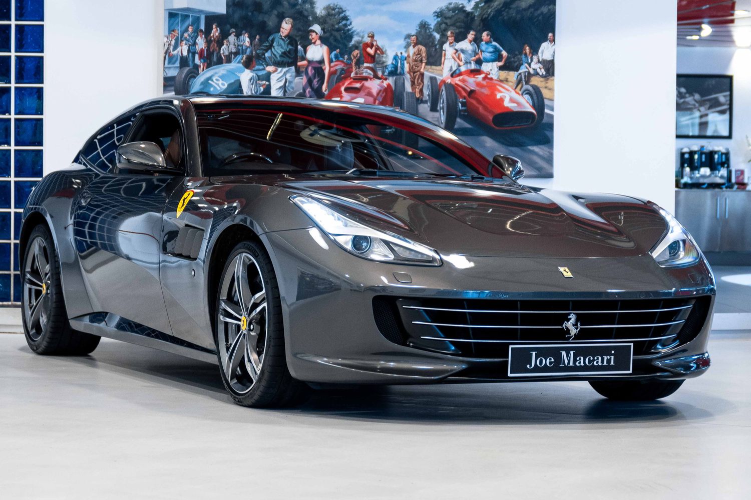 Ferrari GTC4 Lusso V12