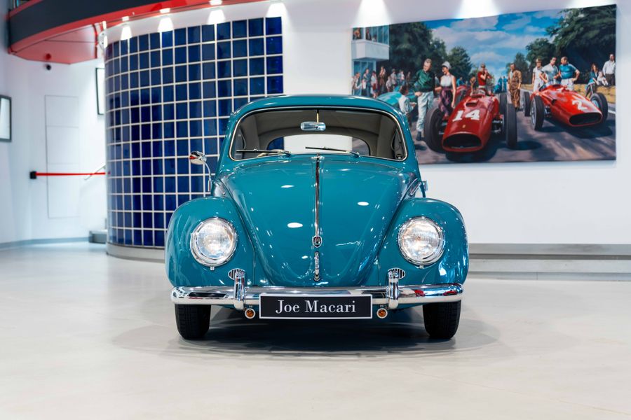 Volkswagen Beetle Sedan