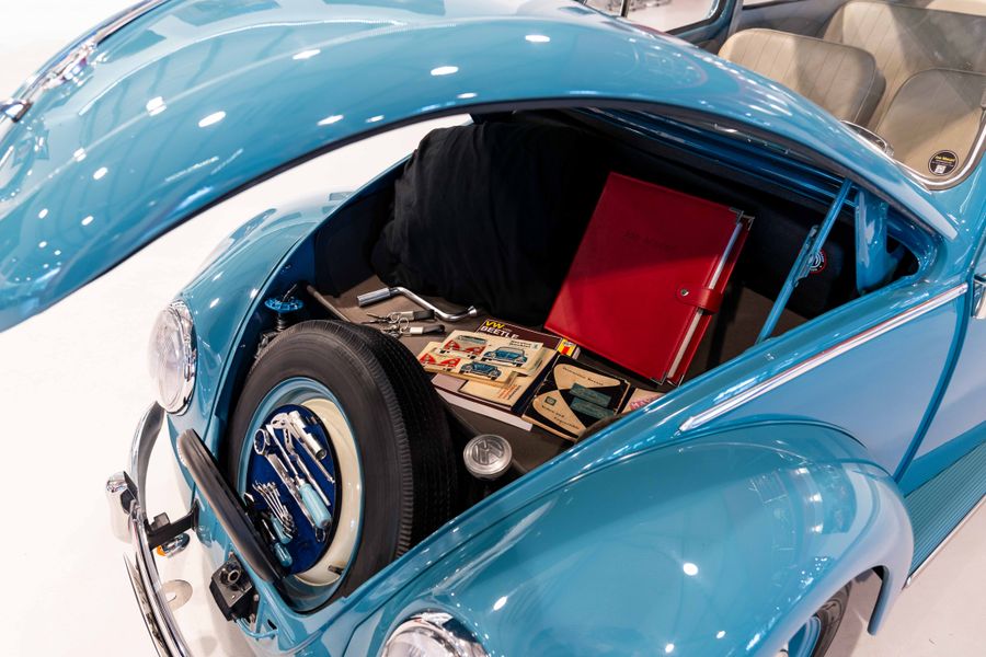 Volkswagen Beetle Sedan