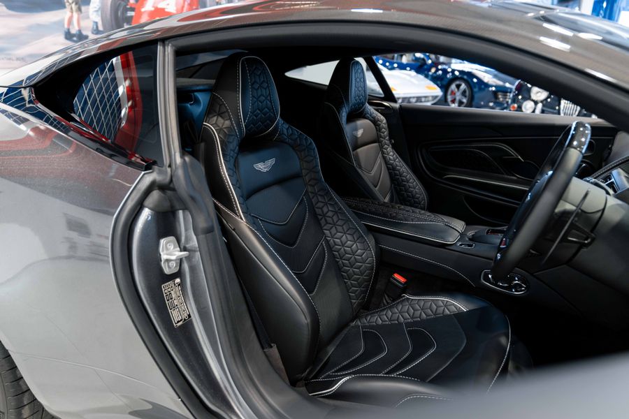 Aston Martin DBS Superleggera