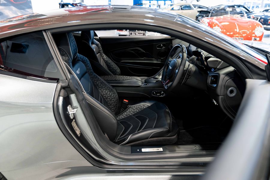 Aston Martin DBS Superleggera