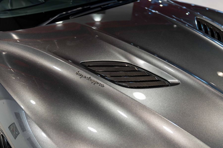 Aston Martin DBS Superleggera