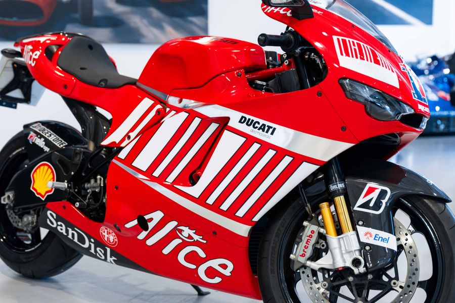 Ducati Desmosedici RR Team Version