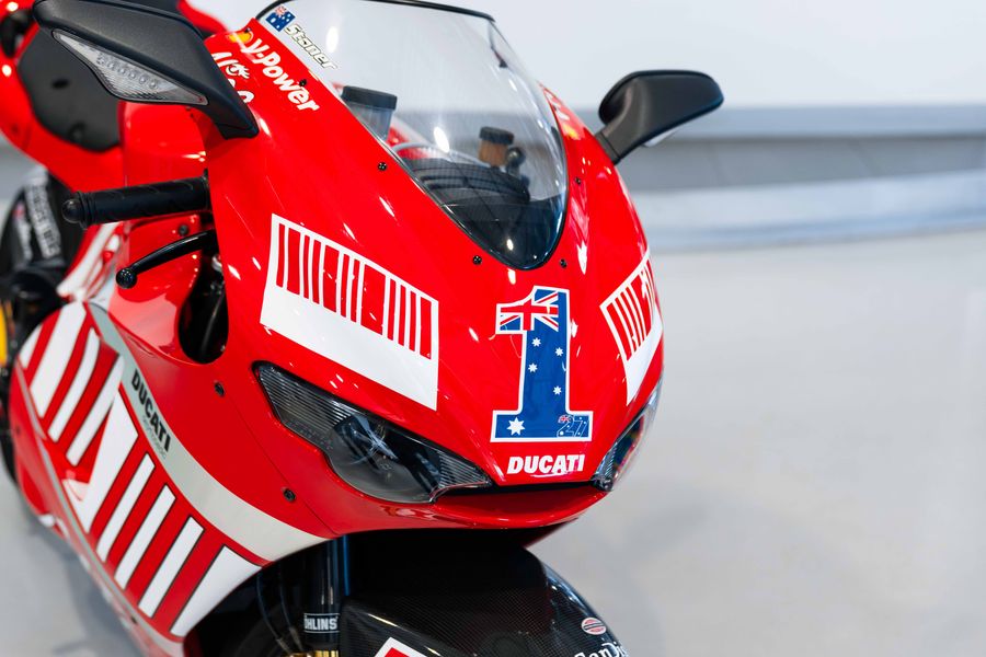 Ducati Desmosedici RR Team Version