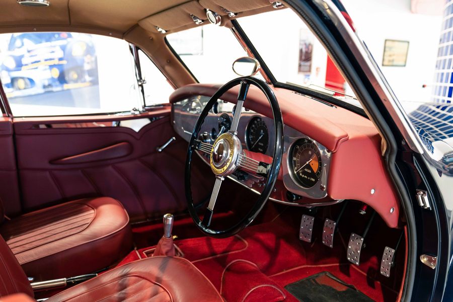 Bentley Petersen Dartmoor Coupe