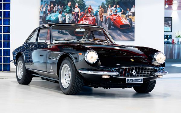 Ferrari 330 GTC LHD