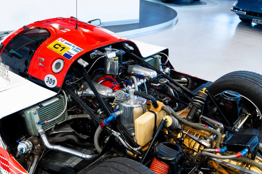 Porsche 962C Kremer