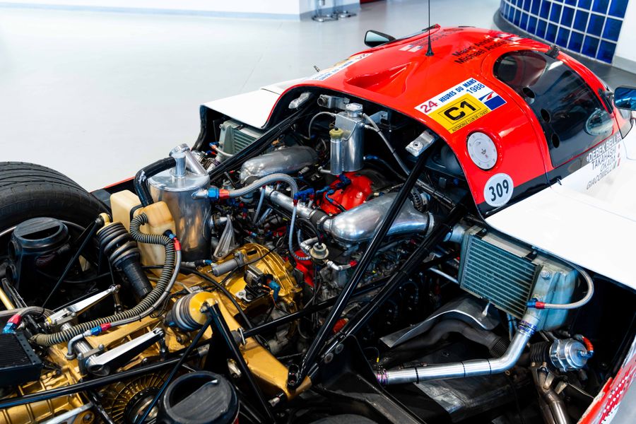 Porsche 962C Kremer