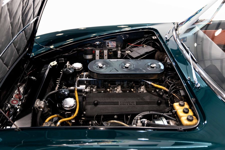 Ferrari 275 GTS LHD