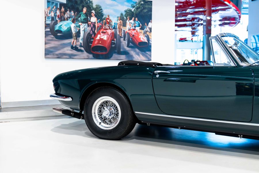 Ferrari 275 GTS LHD