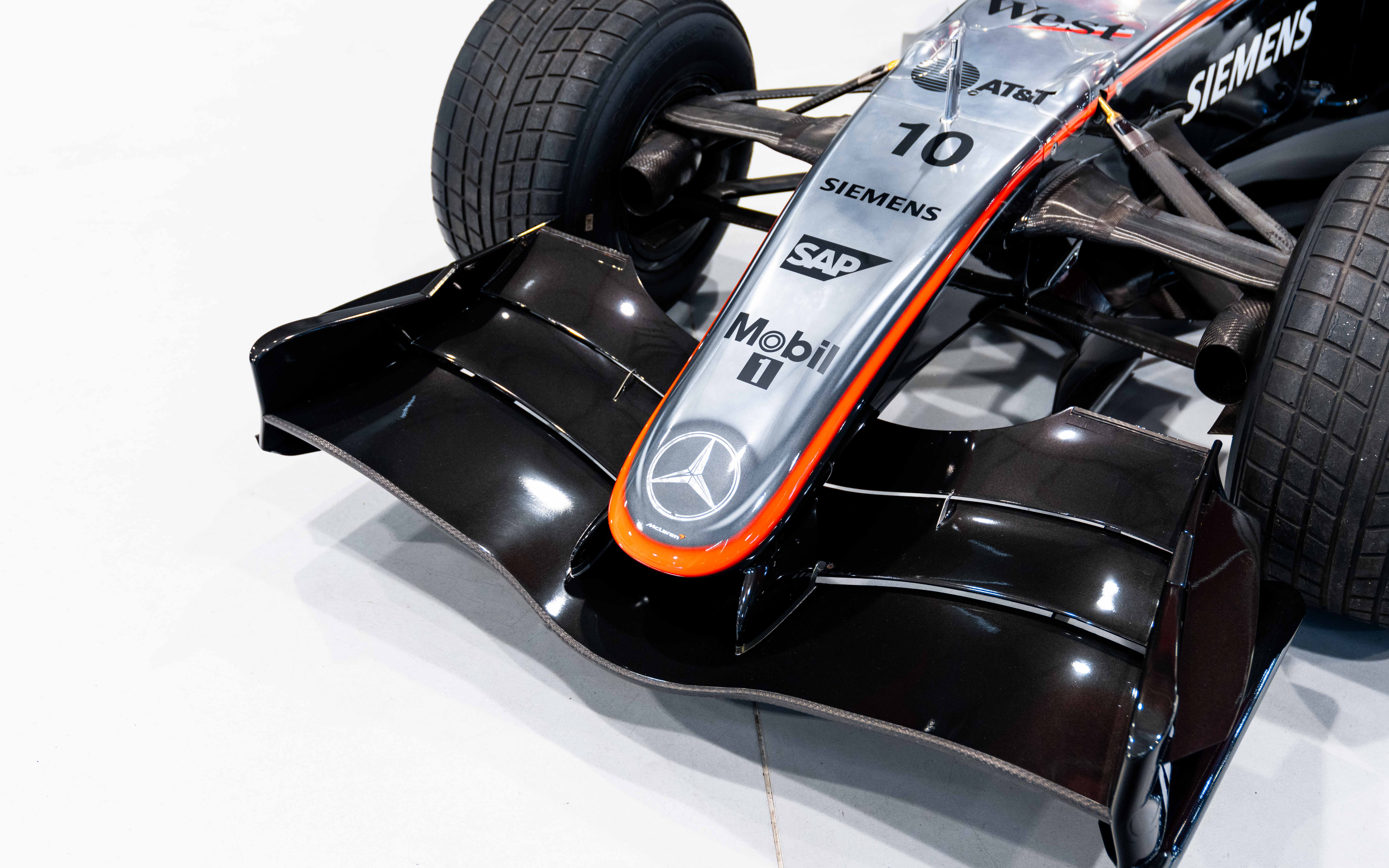 【jacquesmills】 McLaren MP4-20 McLaren Mercedes MP4/20A Previously Sold | Joe Macari
