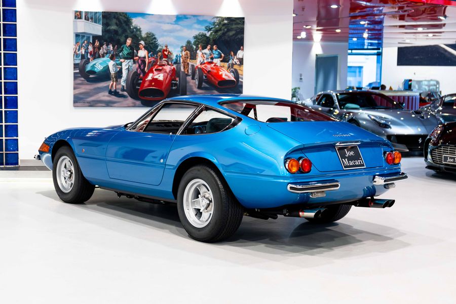 Ferrari 365 GTB/4 Daytona