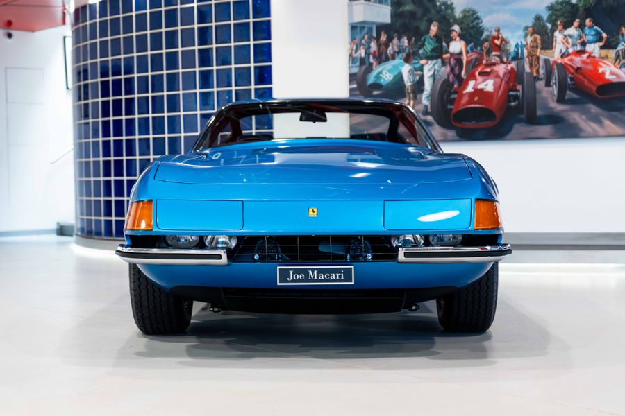 Ferrari 365 GTB/4 Daytona