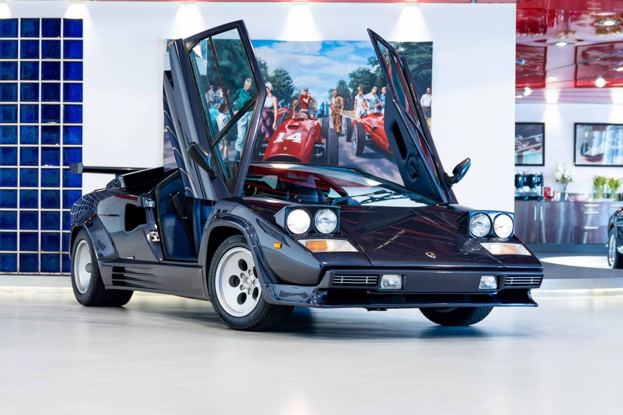 Lamborghini Countach 5000 QV RHD