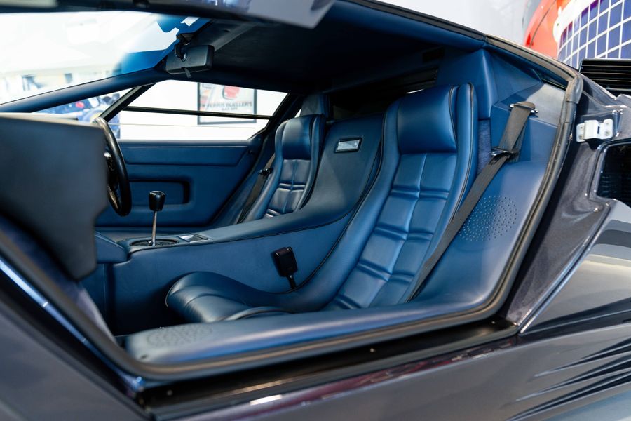 Lamborghini Countach 5000 QV RHD